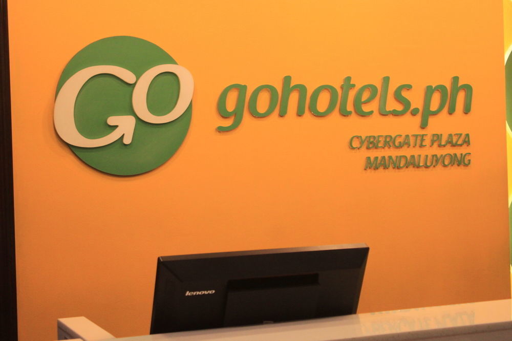 Go Hotels Plus Mandaluyong Buitenkant foto